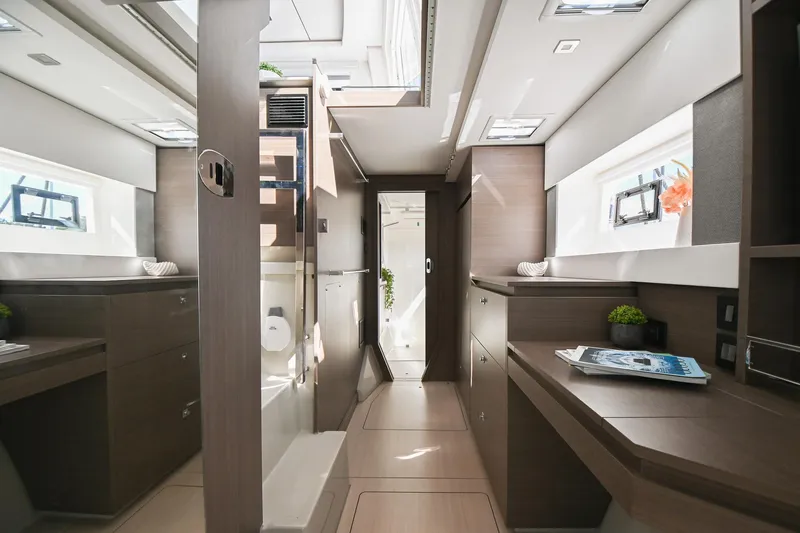 Salt Yacht Photos Pics 