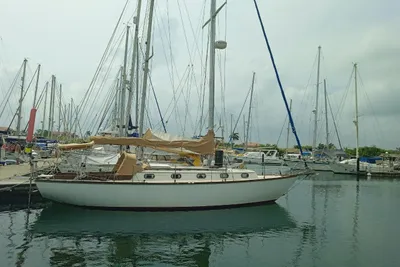 Cape Dory 36
