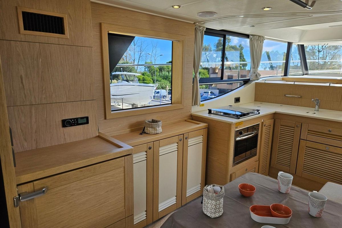 2019 Beneteau 48 