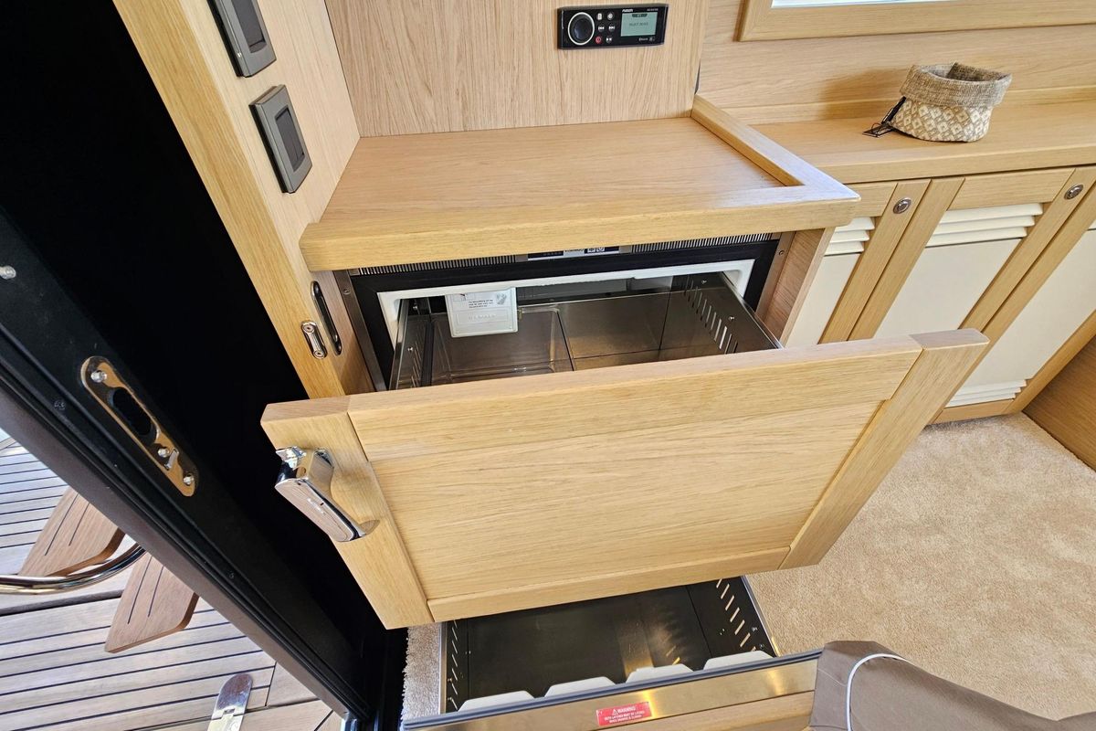 2019 Beneteau 48 