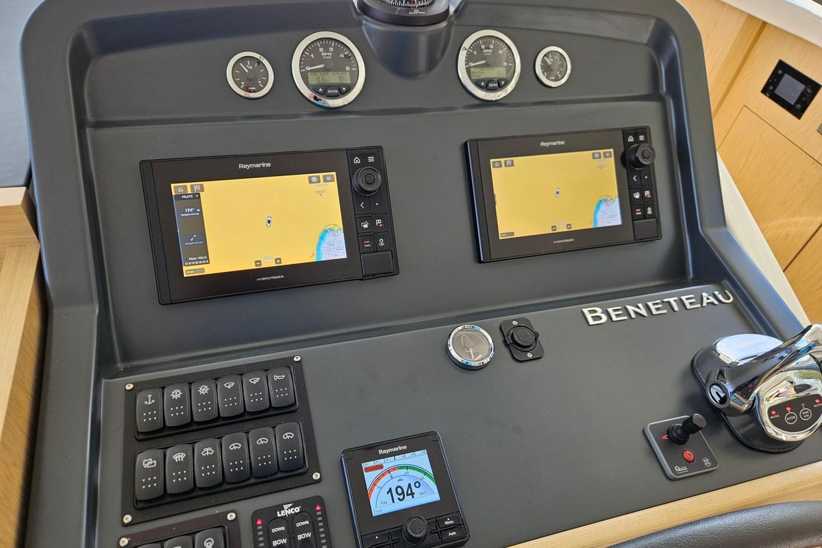 2019 Beneteau 48 