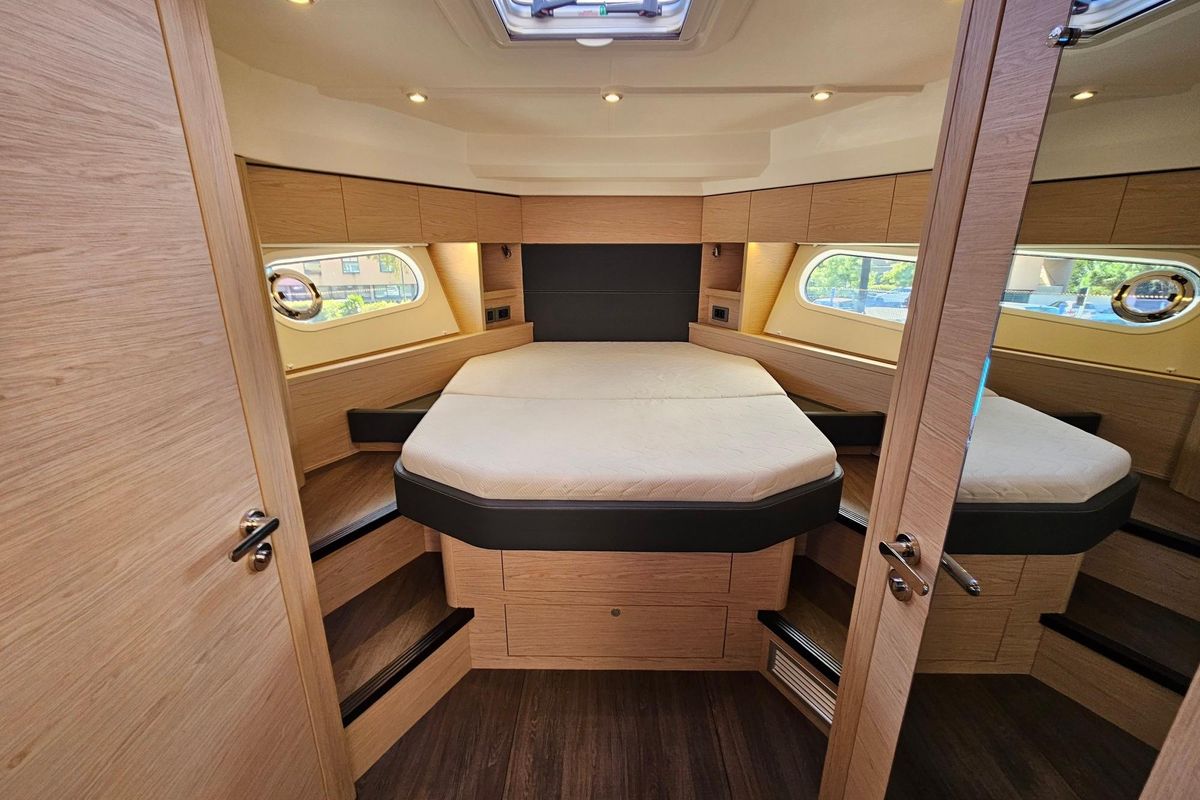 2019 Beneteau 48 