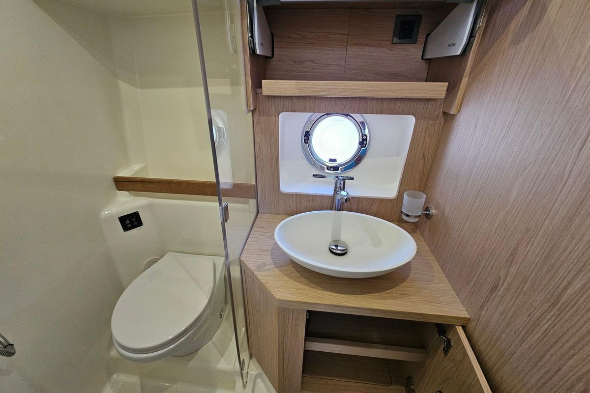 2019 Beneteau 48 