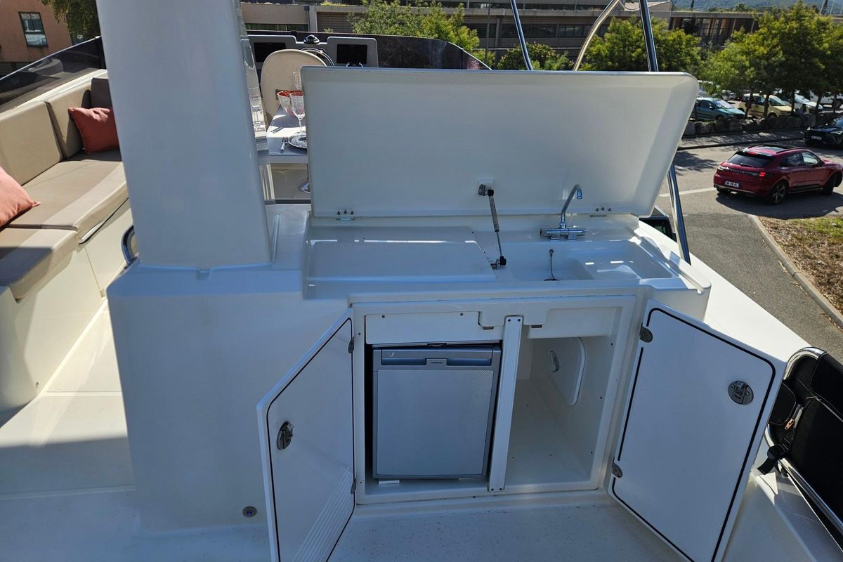 2019 Beneteau 48 