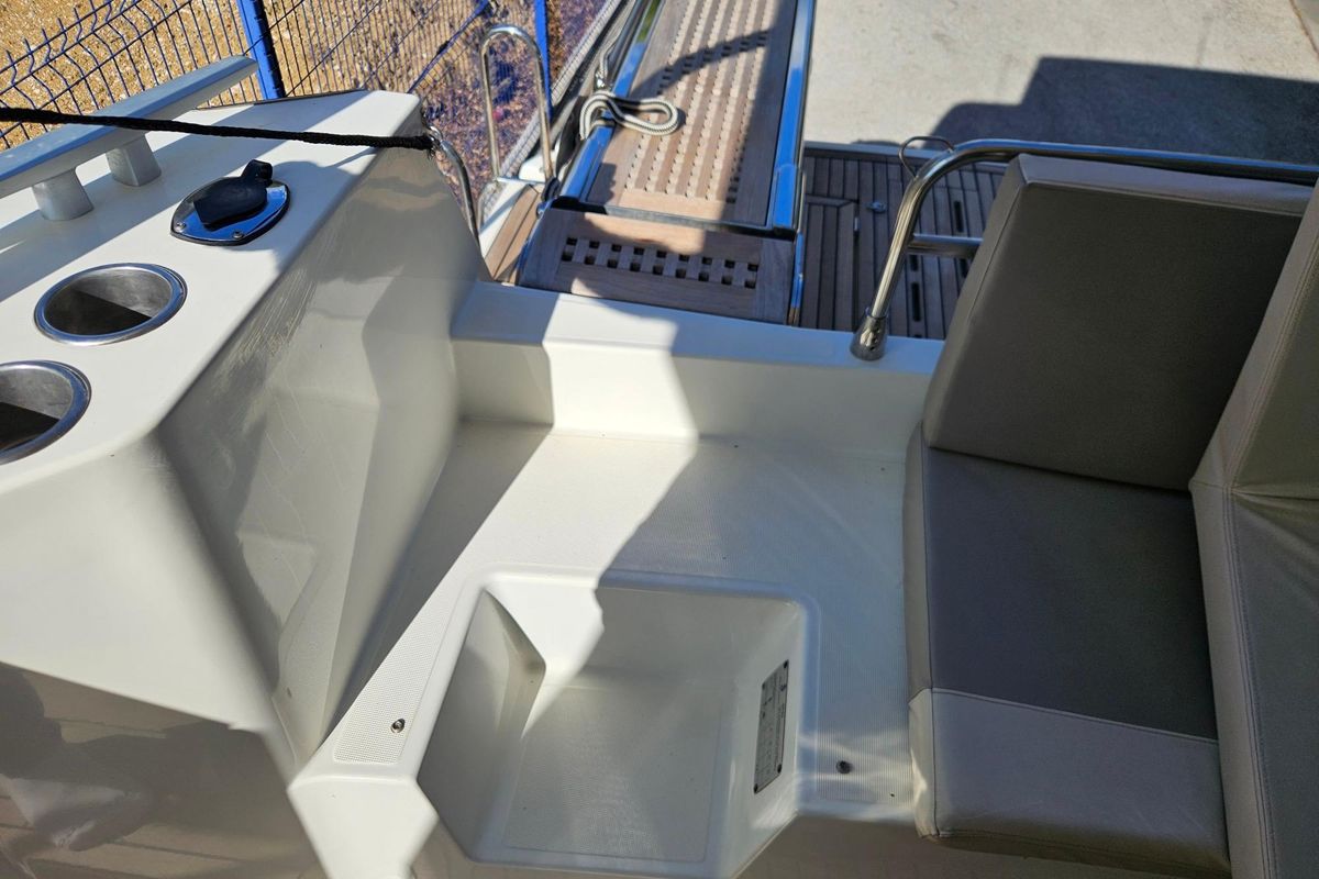 2019 Beneteau 48 