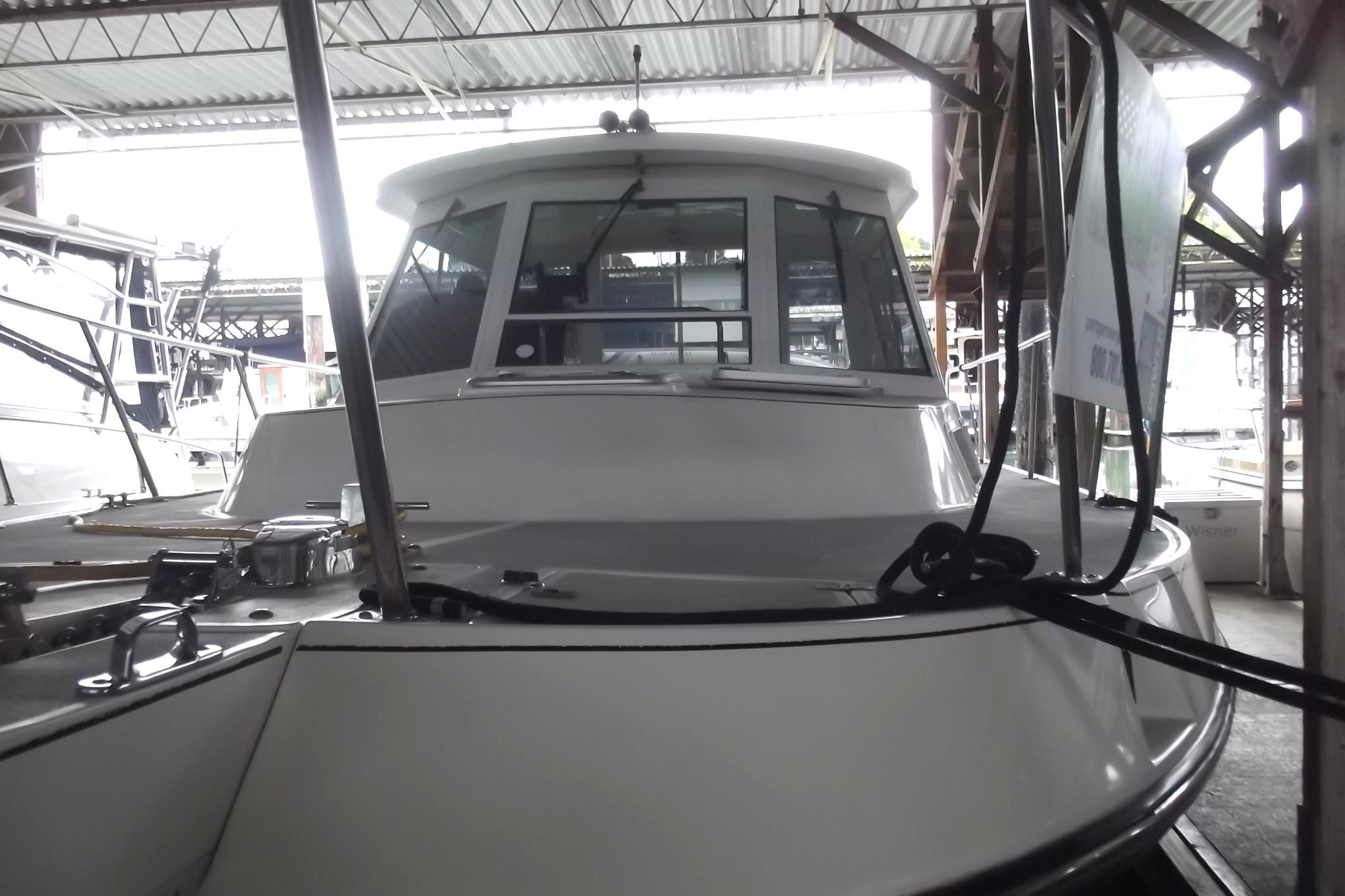 ALBIN MARINE 31 TOURNAMENT EXPRESS INBOARD used boat in Japan for