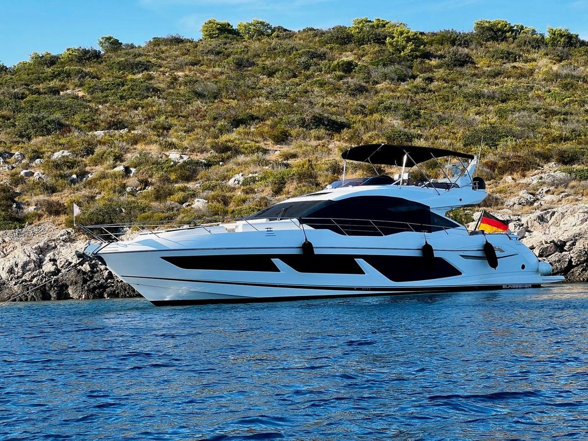 2019 Sunseeker 74 
