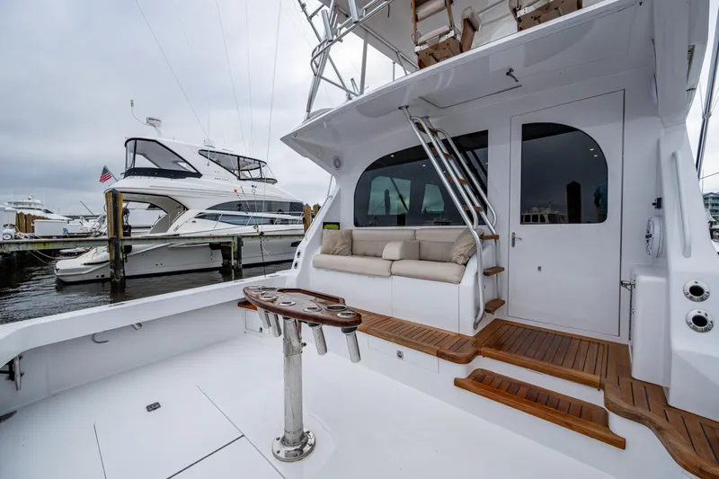 Overcharged Yacht Photos Pics Viking 50 Overcharged - Exterior Cockpit