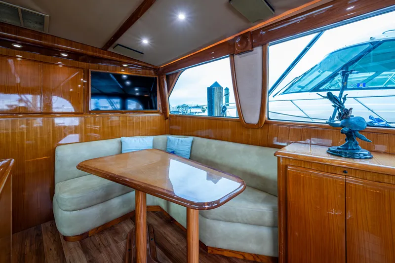 Overcharged Yacht Photos Pics Viking 50 Overcharged - Interior Dinette
