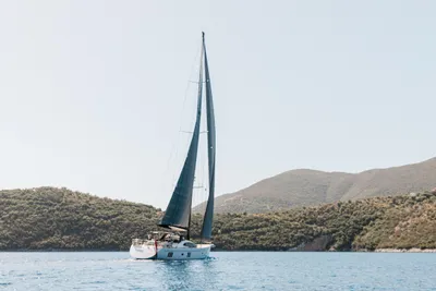 Oyster 885 Series II