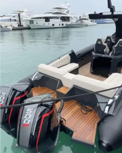 2024 Skipper 38 500r Yacht Photos Pics 2024 Skipper-BSK 38 boat with dual 500R engines docked in a marina.