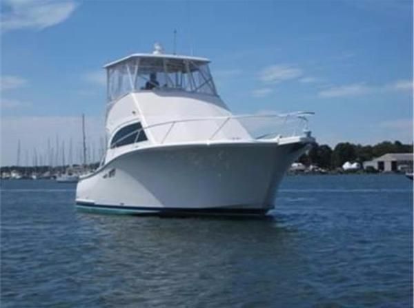 2008 Luhrs 35C