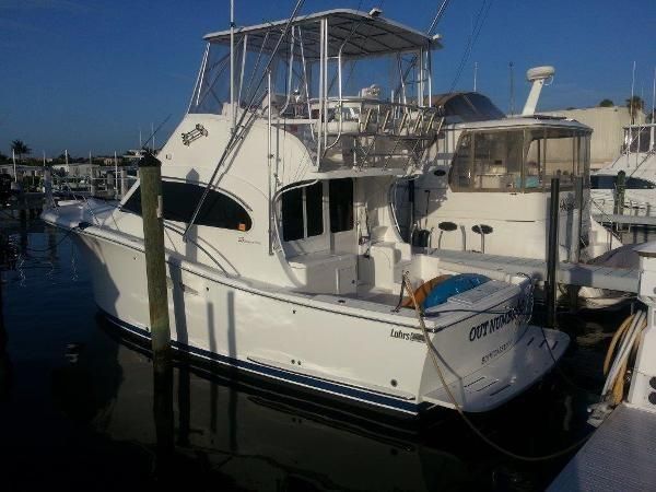 2008 Luhrs 35C