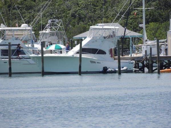 2008 Luhrs 35C