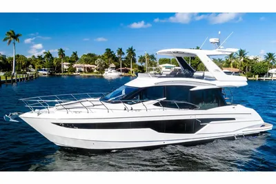 Galeon 500 Fly