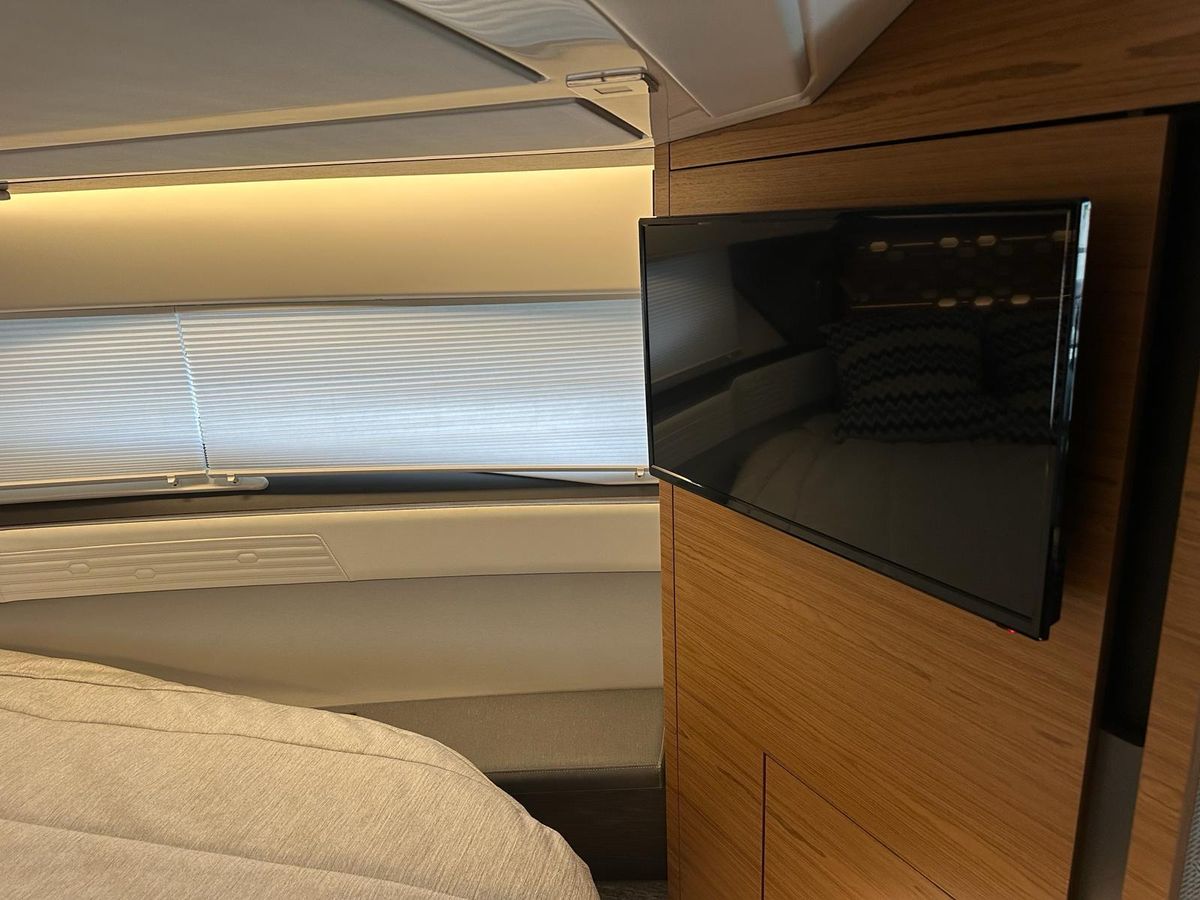 2021 Tiara Yachts 43 