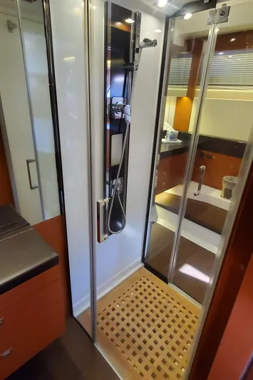 " La Bella Vita" Yacht Photos Pics 