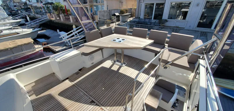 " La Bella Vita" Yacht Photos Pics 