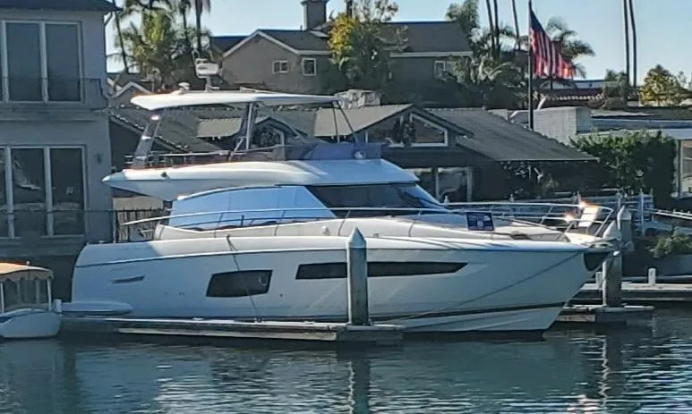 " La Bella Vita" Yacht Photos Pics 