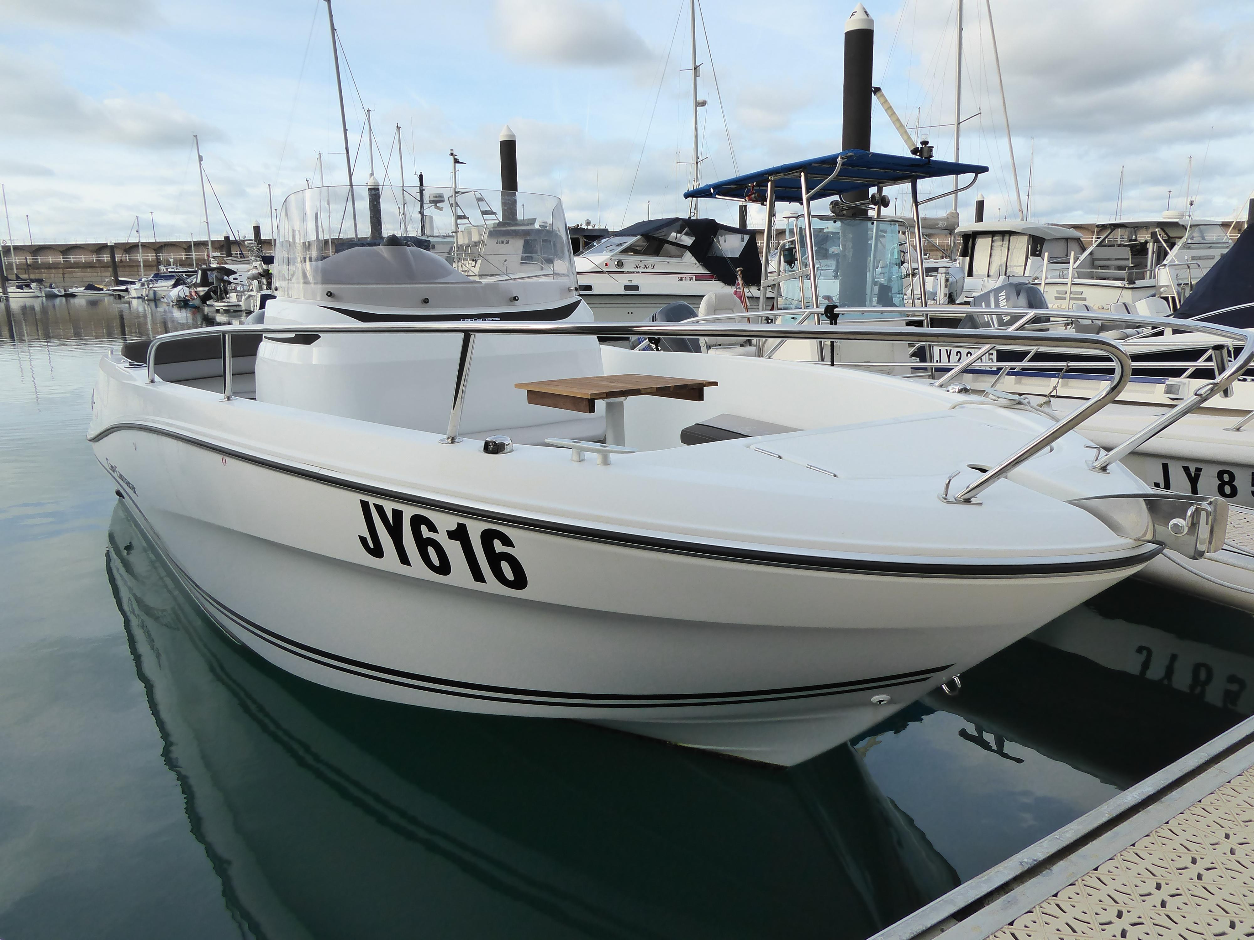 2018 Jeanneau Cap Camarat 6.5 CC