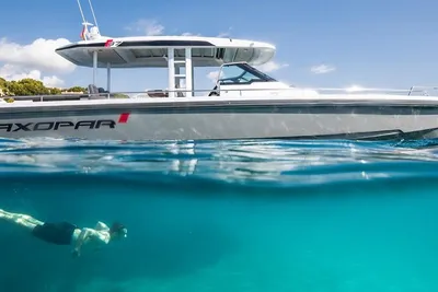 2018 Axopar 37 Sun-Top