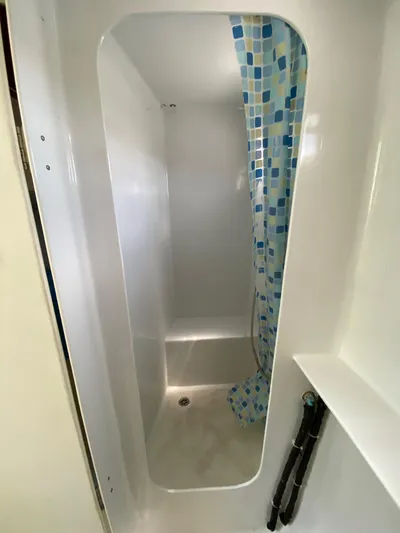 Mirage Yacht Photos Pics Community Shower