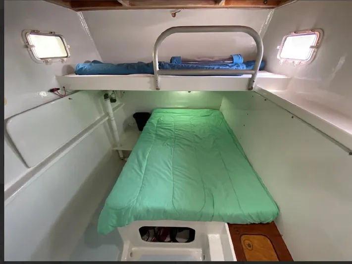 Mirage Yacht Photos Pics 