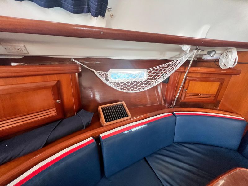 2003 Beneteau Oceanis Clipper 393