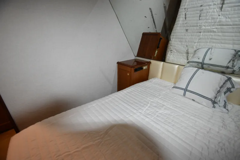 Whaler Yacht Photos Pics Interior of a 1997 Ocean 48 Convertible yacht.