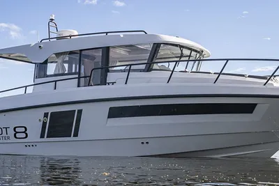 2021 Finnmaster Pilot P8