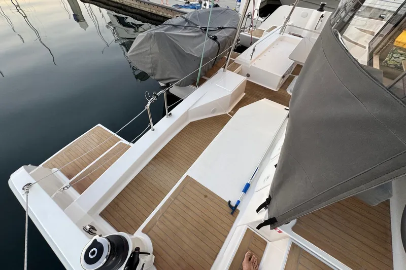 Keizan Yacht Photos Pics Deck view of 2023 NEEL 43 trimaran, featuring sleek design and modern fittings.