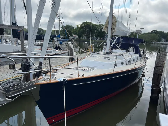 Sapphire Yacht Photos Pics 