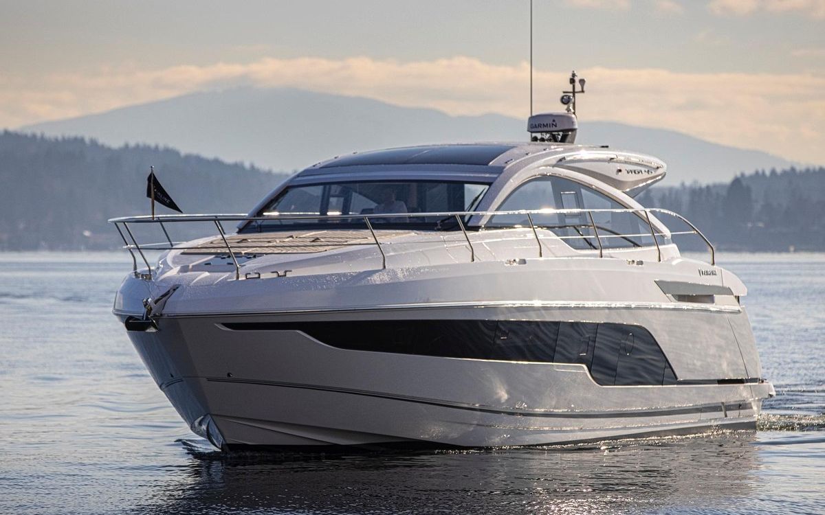 2022 Fairline 47