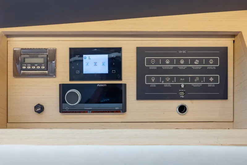 Siman H Yacht Photos Pics Control panel of a 2020 Beneteau Oceanis 46.1 yacht, featuring navigation and electronic systems.