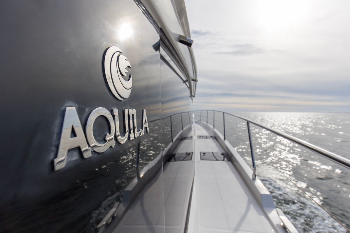 2022 Aquila 54 