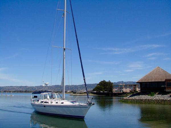 2005 Catalina 42 MkII