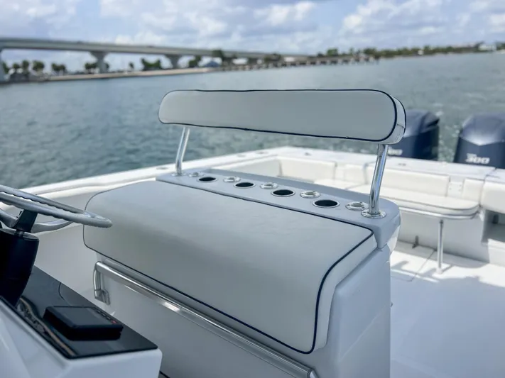  Yacht Photos Pics Luxury seating on a 2001 Venture 34 boat with ocean view.