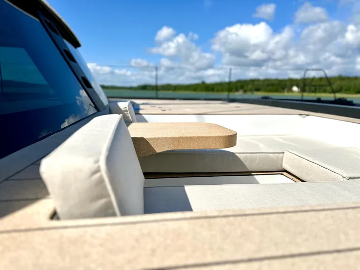  Yacht Photos Pics Vaan R5