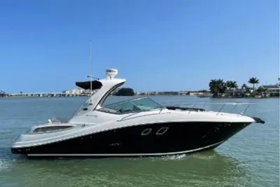Sea Ray 330 Sundancer