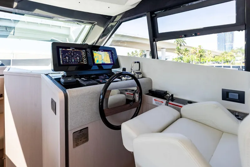 Ferretti 500 Yacht Photos Pics 