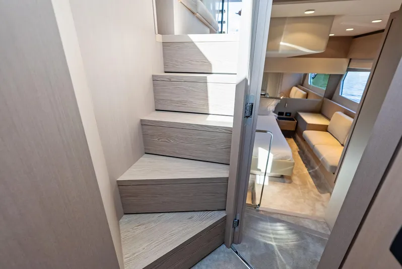 Ferretti 500 Yacht Photos Pics 