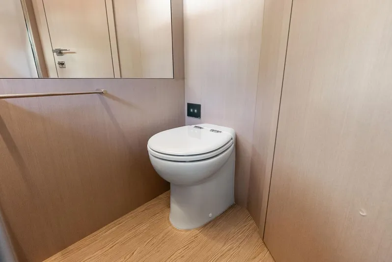 Ferretti 500 Yacht Photos Pics 