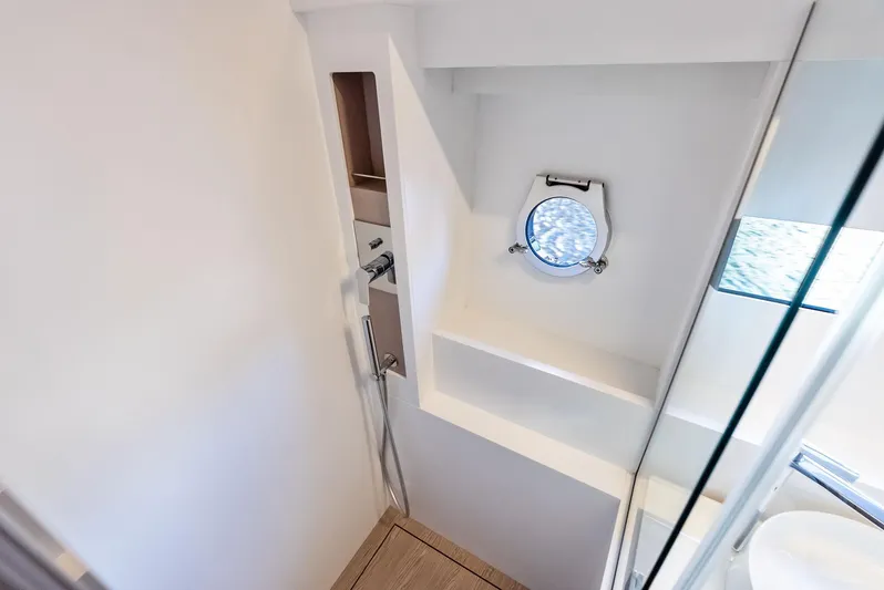 Ferretti 500 Yacht Photos Pics 