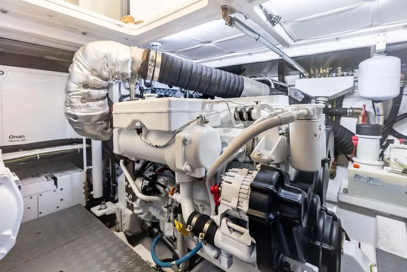 Ferretti 500 Yacht Photos Pics 