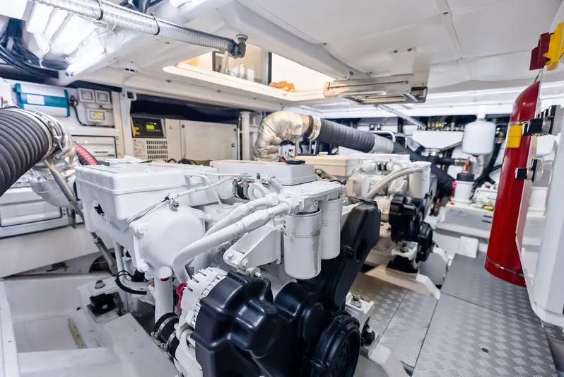 Ferretti 500 Yacht Photos Pics 