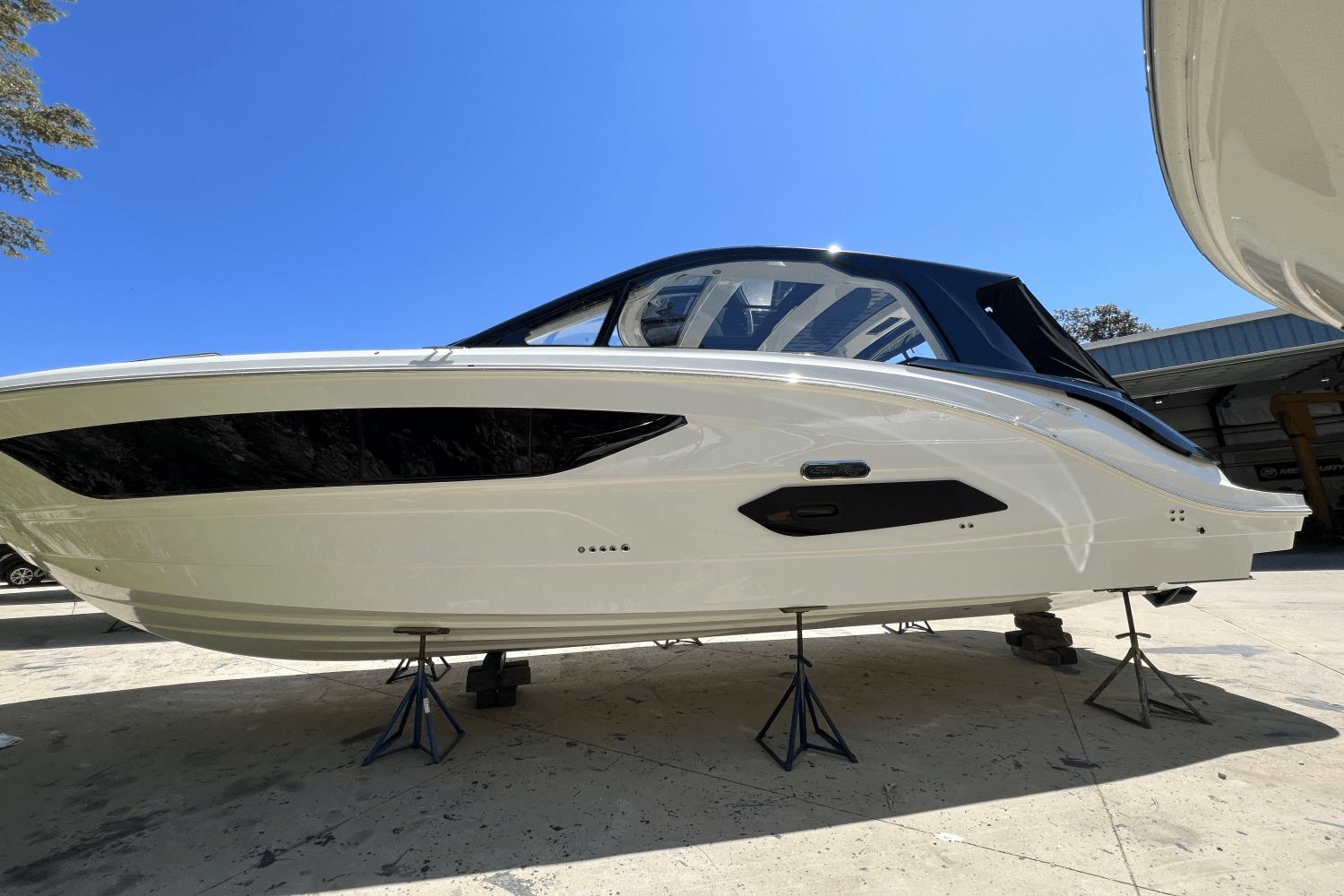 2024 Sea Ray 370 Sundancer Barche da crociera sportiva in vendita ...