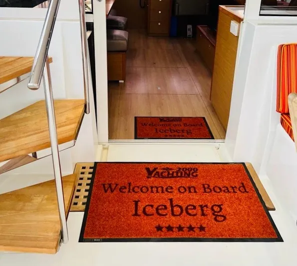 Iceberg Yacht Photos Pics Lagoon 560