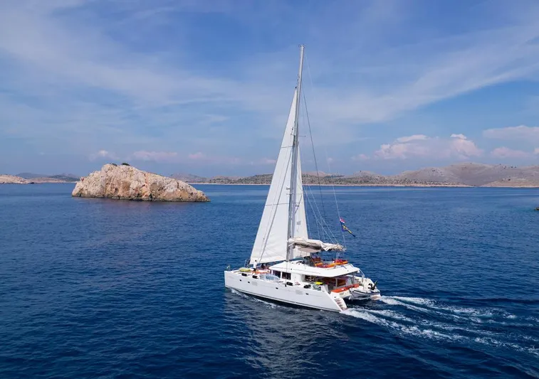 Iceberg Yacht Photos Pics Lagoon 560 "Icebegr" for Sale