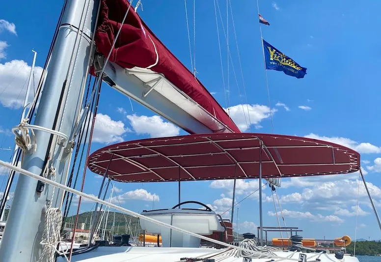 Iceberg Yacht Photos Pics Cruising Yacht, Sailing Yacht / Lagoon 560