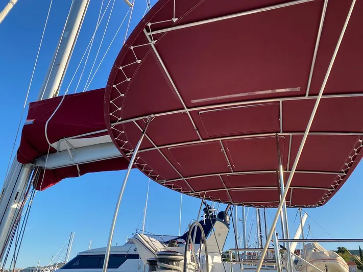 Iceberg Yacht Photos Pics 